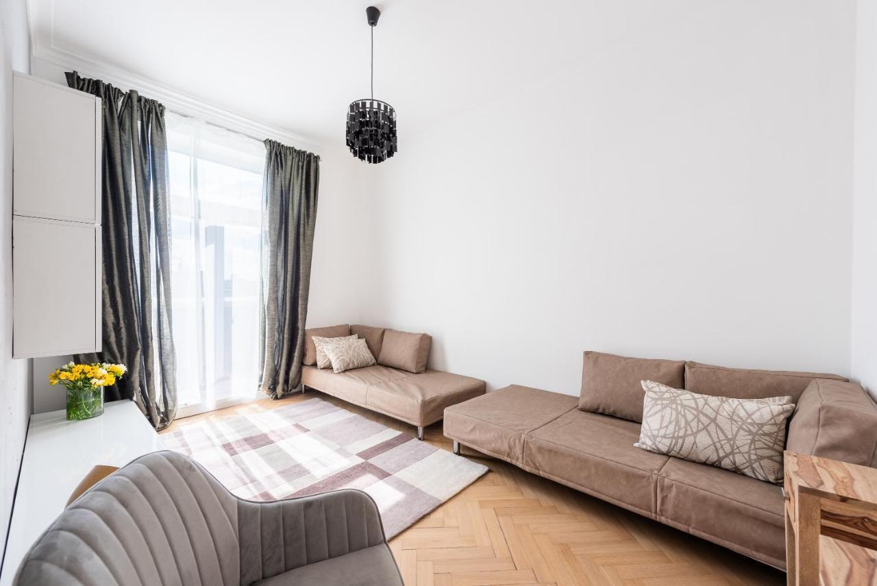Luxury Apartment With A Balcony And A Terrace Prague Exterior photo
